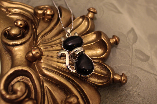 Black Agate Cat Pendant Necklace